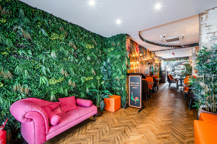 94 Brick Ln, London for lease - Interior Photo - Image 3 of 8