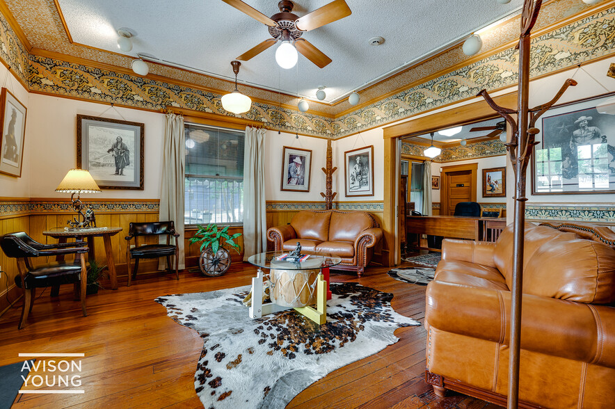 204 W Central Ave, Fort Worth, TX for sale - Interior Photo - Image 3 of 6