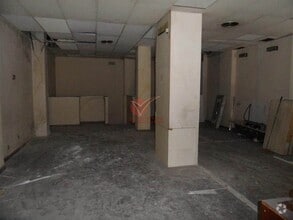 Retail in Cuenca, Cuenca for lease Interior Photo- Image 2 of 3