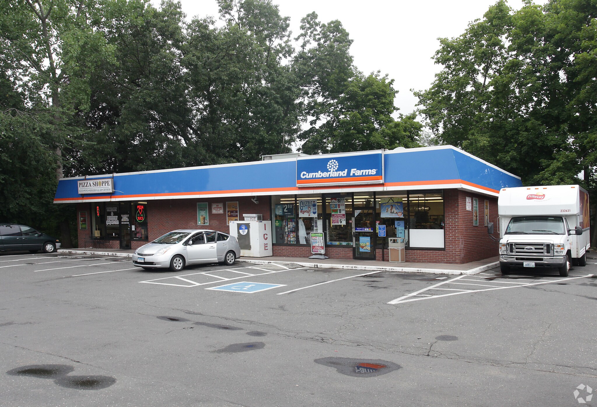 267-269 E Center St, Manchester, CT for sale Primary Photo- Image 1 of 1