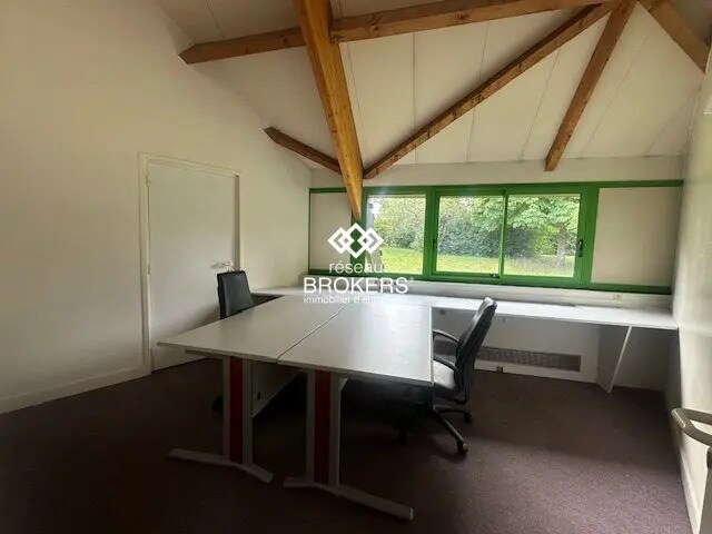 Office in SAINT-OUEN-L'AUMONE for lease - Interior Photo - Image 1 of 8