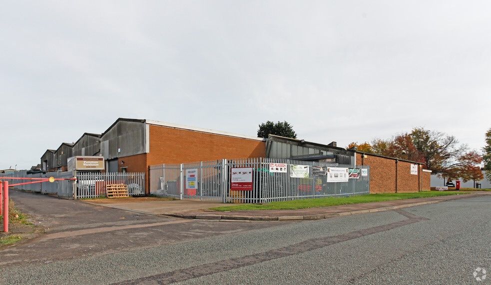 2 Clifton Rd, Huntingdon for lease - Building Photo - Image 3 of 3