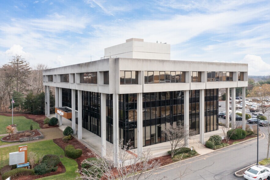 7600 Jericho Tpke, Woodbury, NY 11797 Office for Lease