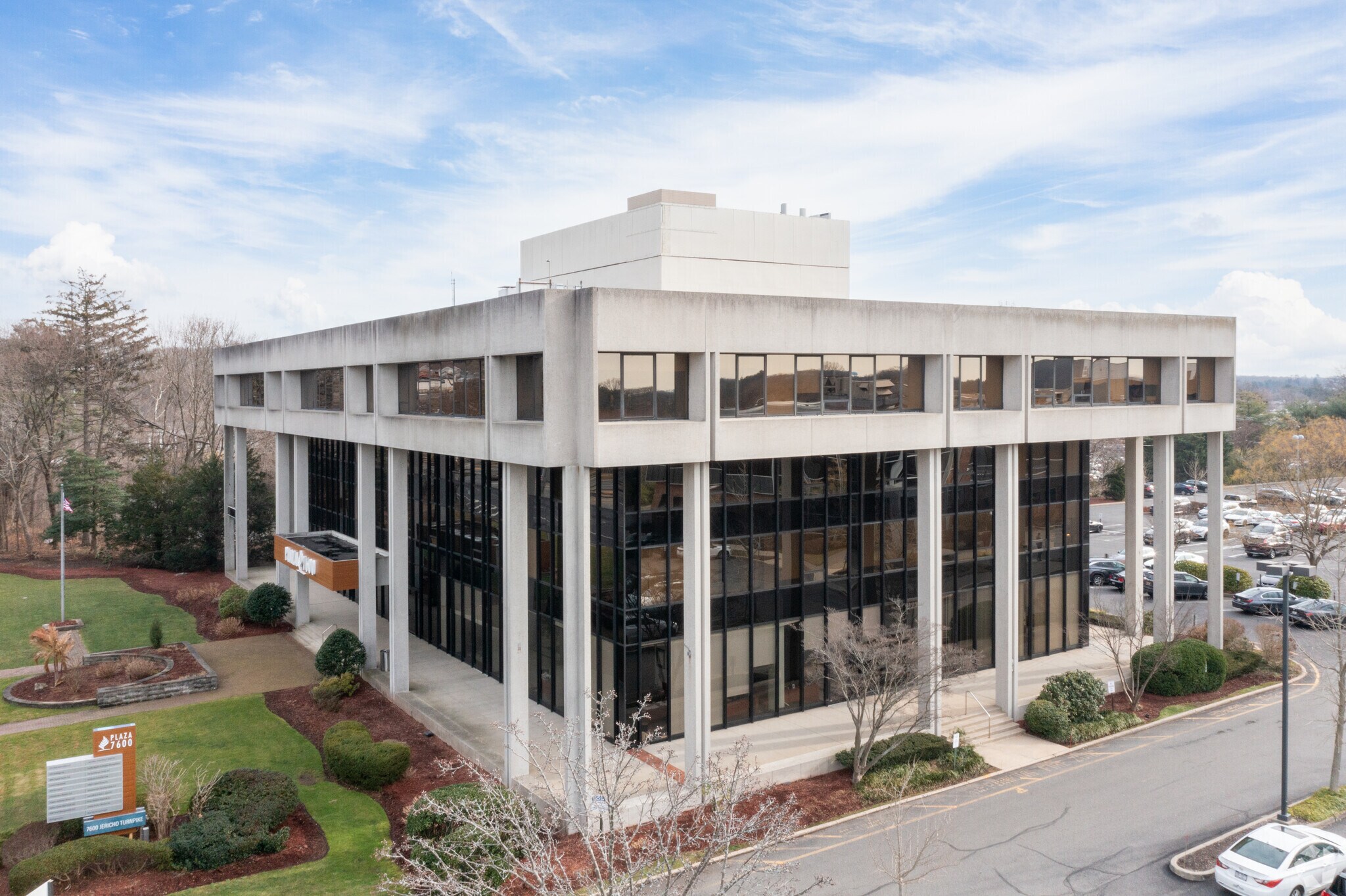 7600 Jericho Tpke, Woodbury, NY 11797 Office for Lease