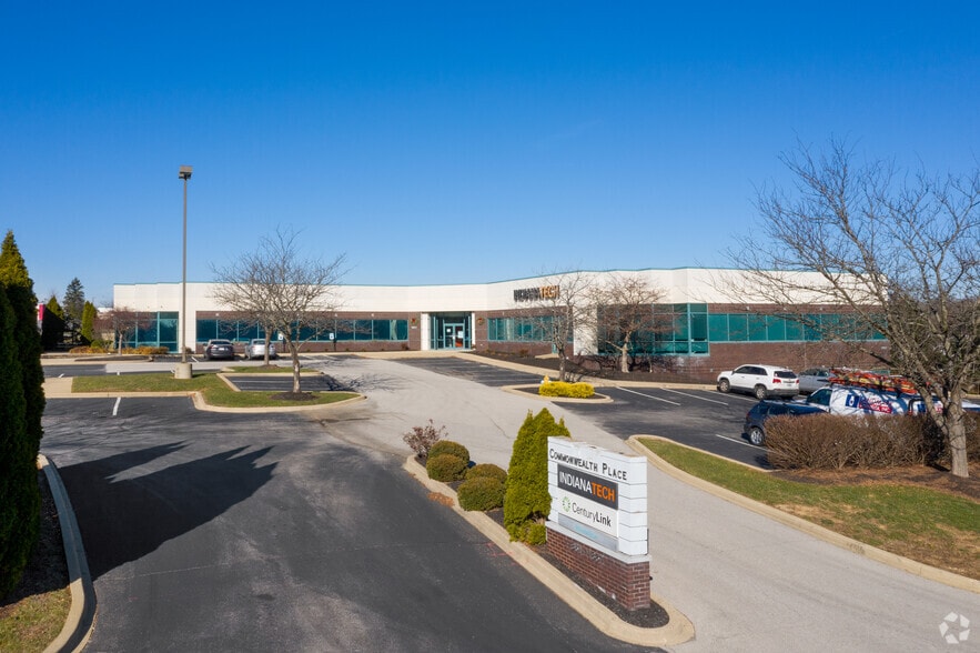 11855 Commonwealth Dr, Louisville, KY for sale - Building Photo - Image 2 of 14