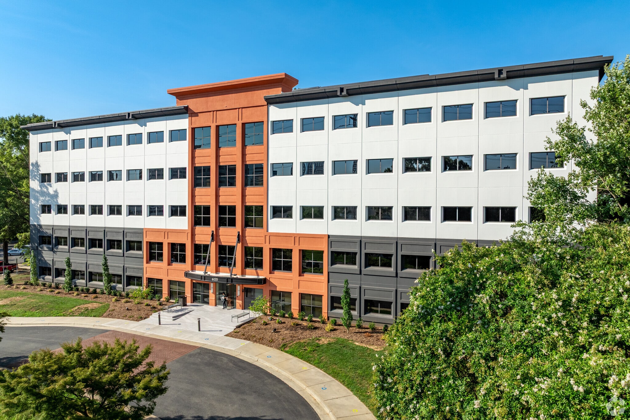 6135 Park South Dr, Charlotte, NC for lease Building Photo- Image 1 of 28