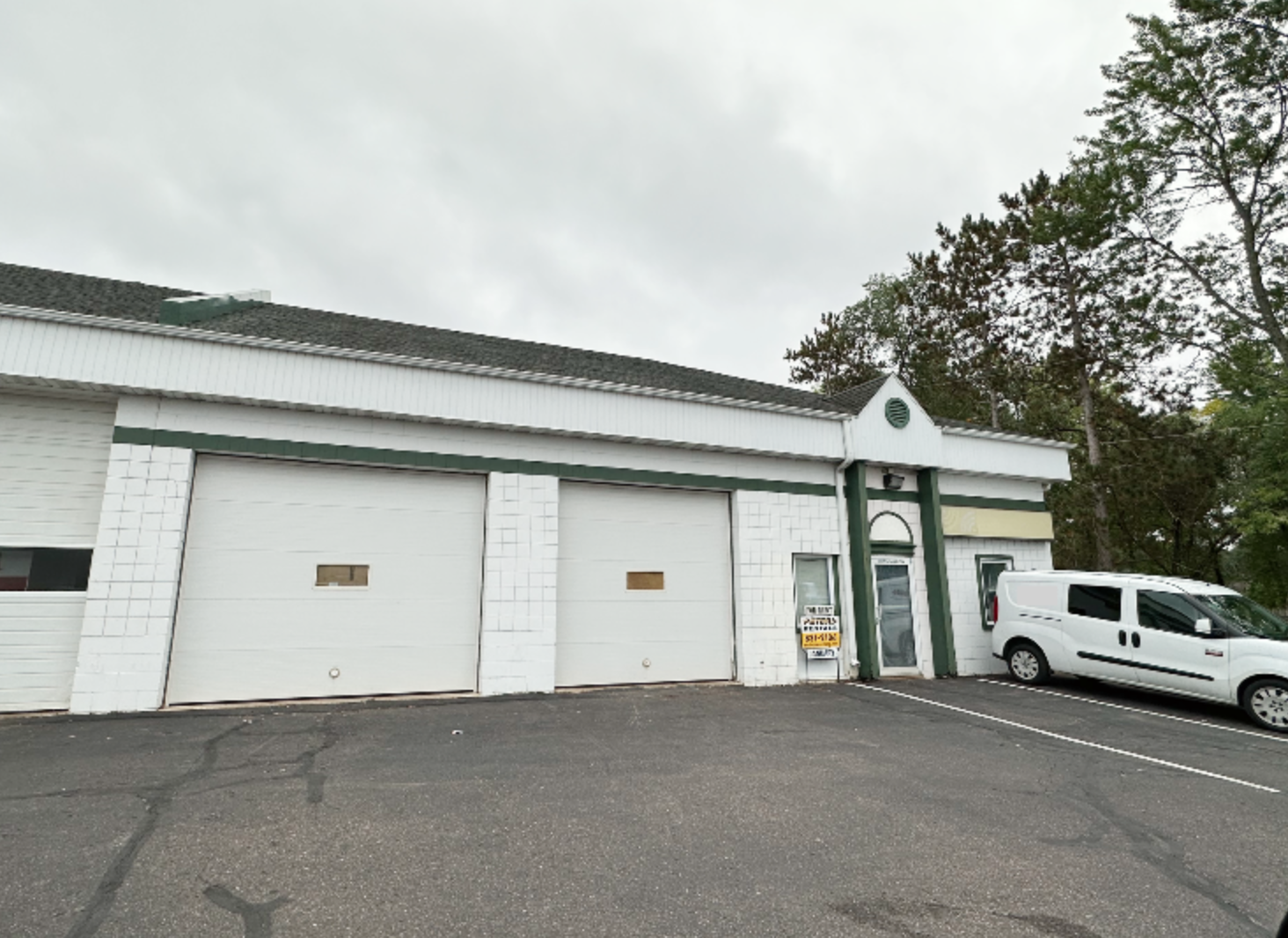 3407 E Hamilton Ave, Eau Claire, WI for lease Building Photo- Image 1 of 4