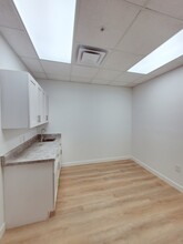 4900 S University Dr, Davie, FL for lease Interior Photo- Image 1 of 10