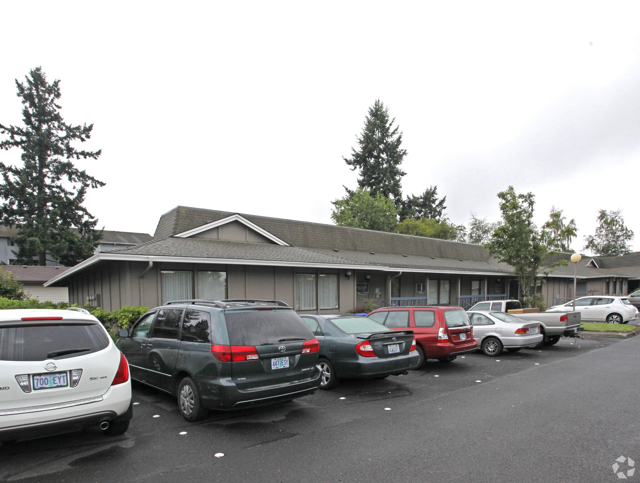 12640-12650 SE Stark St, Portland, OR for sale Primary Photo- Image 1 of 1