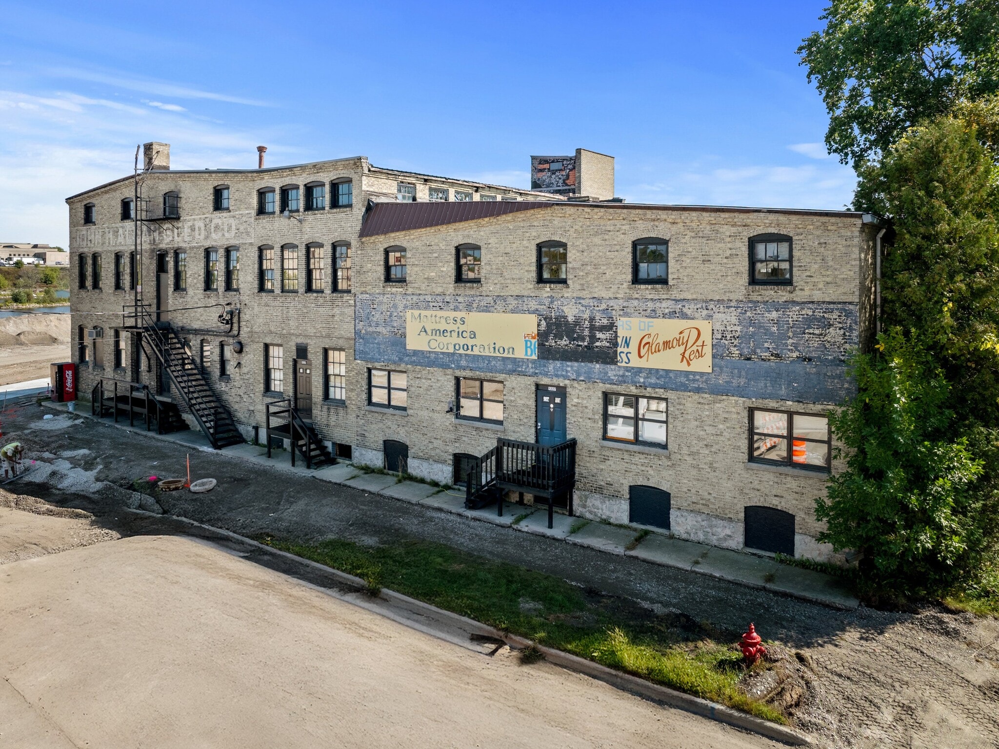 1223 New York Ave, Sheboygan, WI for sale Aerial- Image 1 of 46