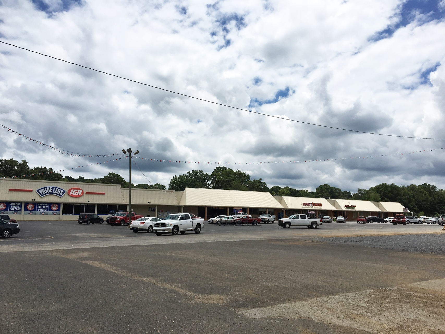 933 2nd Ave E, Oneonta, AL for sale Primary Photo- Image 1 of 1