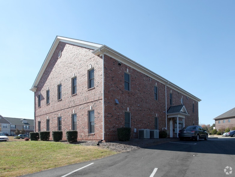 2961 Crouse Ln, Burlington, NC for lease - Building Photo - Image 2 of 58