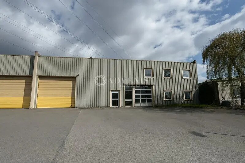 10 Rue Marcel Dassault, Neuilly-Plaisance for lease - Building Photo - Image 1 of 11