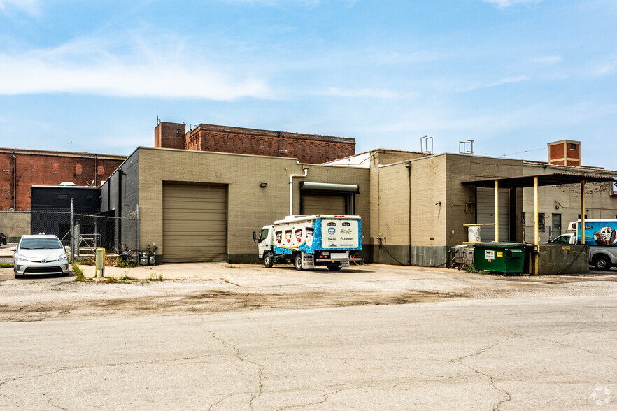 2840 Guinotte Ave, Kansas City, MO for lease - Building Photo - Image 3 of 5