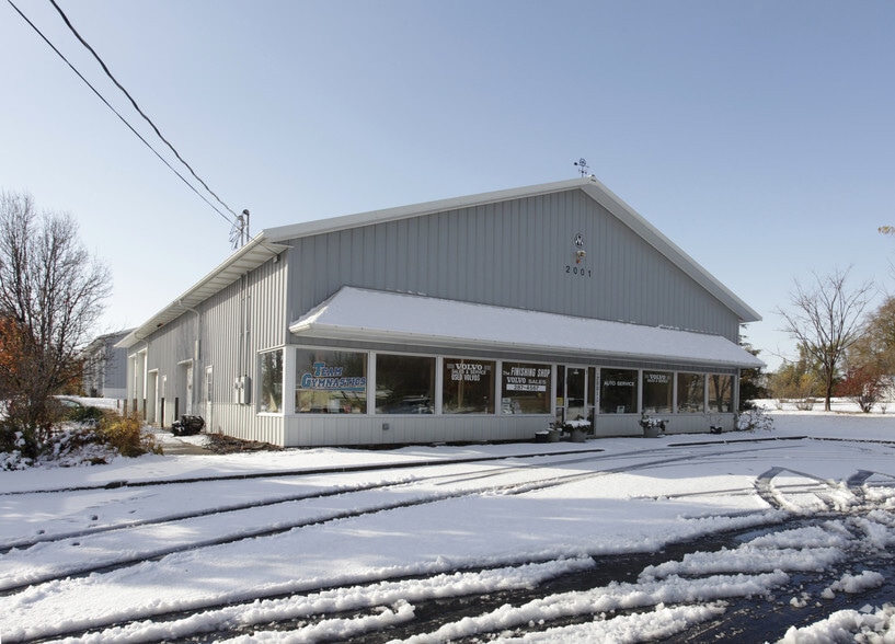 2001 E Army Post Rd, Des Moines, IA for sale - Primary Photo - Image 1 of 1