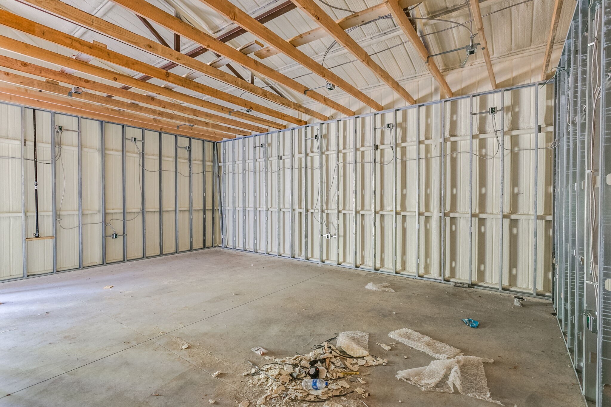 21200 29th, Harrah, OK 73045 Harrah Shop