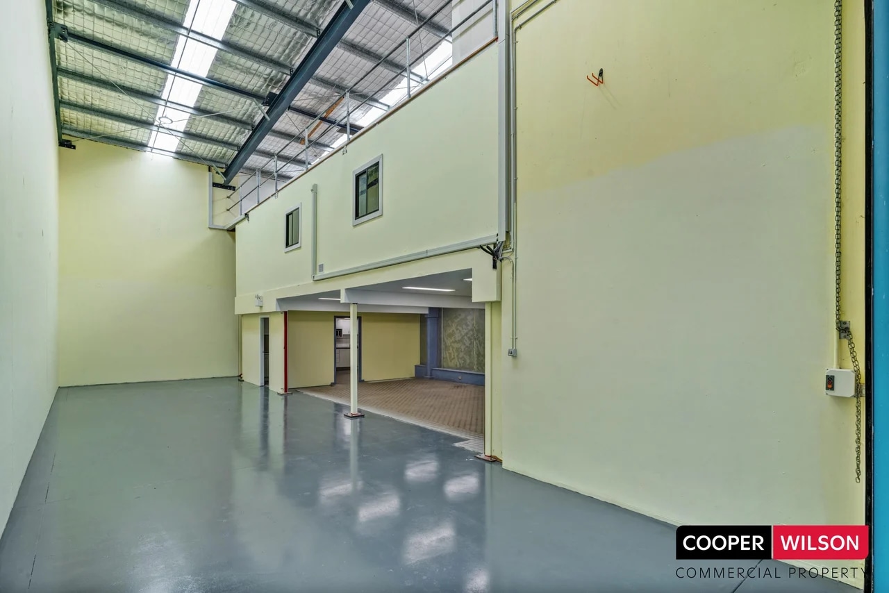 16-18 Northumberland Rd, Caringbah, NSW 2229 - Unit 12 - - Interior Photo - Image 1 of 4