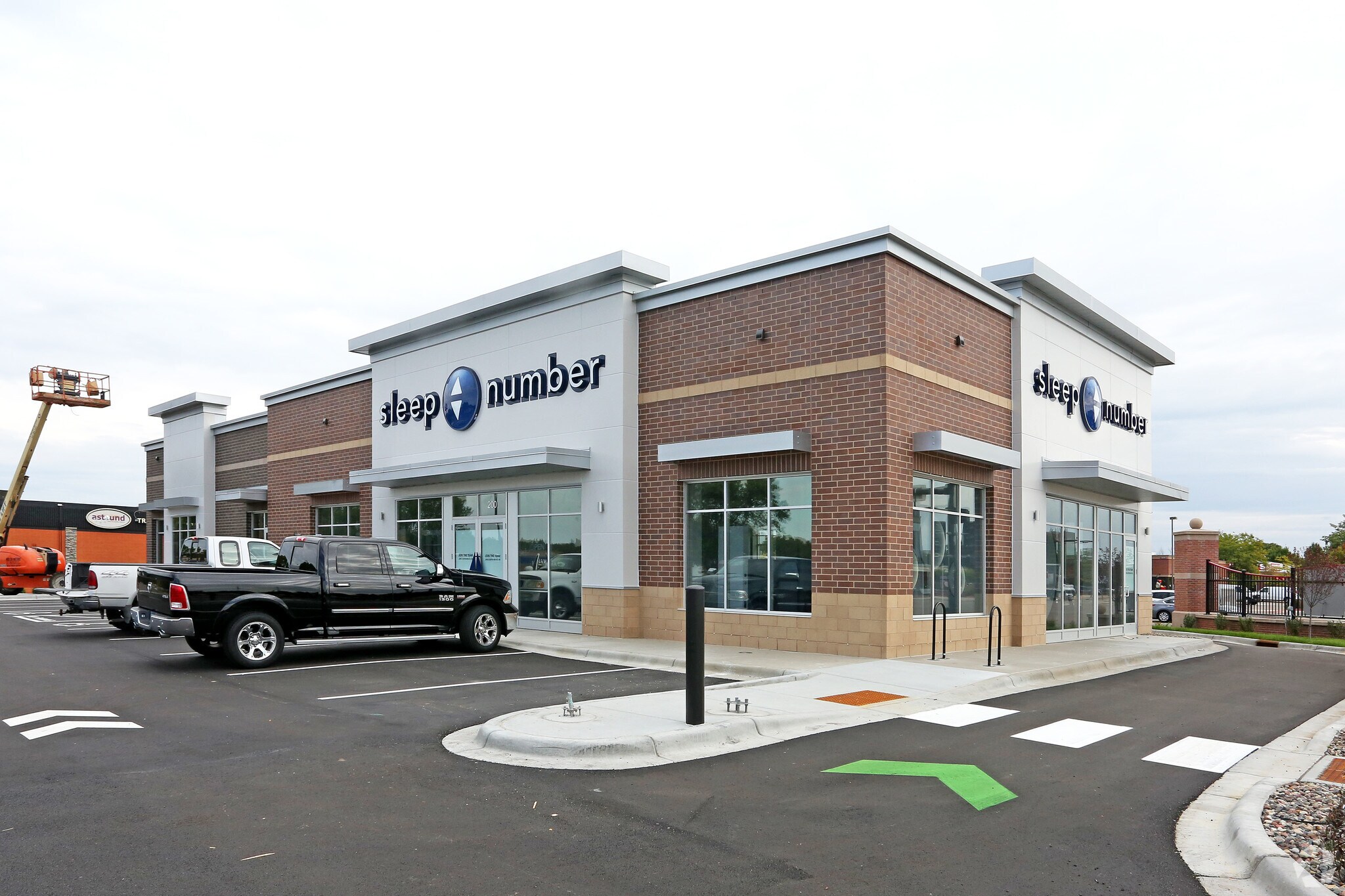 7525 147th St W, Apple Valley, MN for sale Building Photo- Image 1 of 1