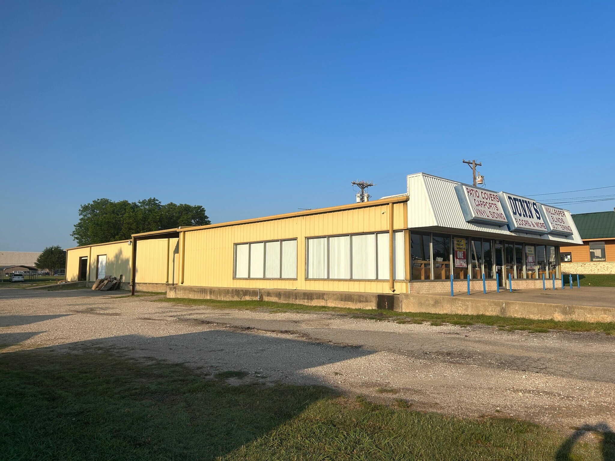 111 W Main St, Gun Barrel City, TX 75156 Retail for Sale