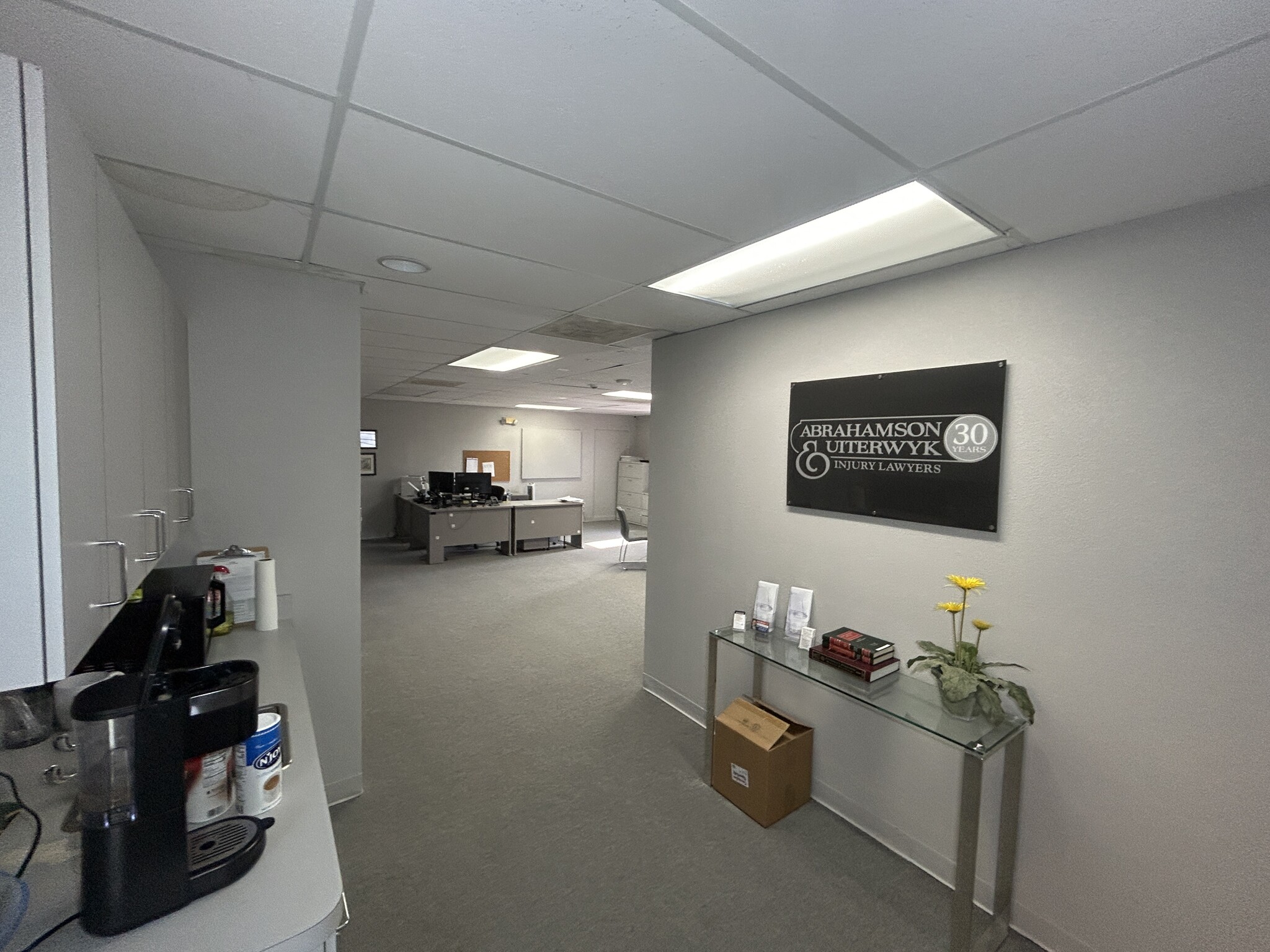 1211 N 1st Ave, Saint Petersburg, FL for lease Interior Photo- Image 1 of 6
