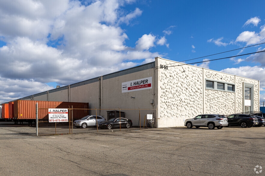 51-53 Hook Rd, Bayonne, NJ for lease - Primary Photo - Image 1 of 8