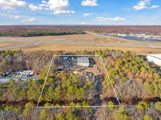 More details for 54 Industrial Rd, Wainscott, NY - Industrial for Sale