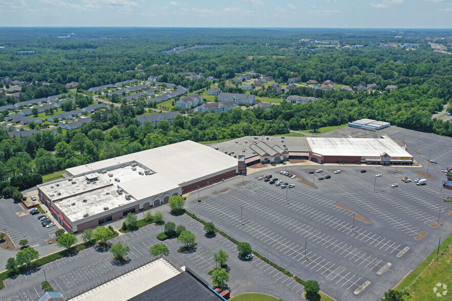 2589 Eric Ln, Burlington, NC for sale - Aerial - Image 1 of 1