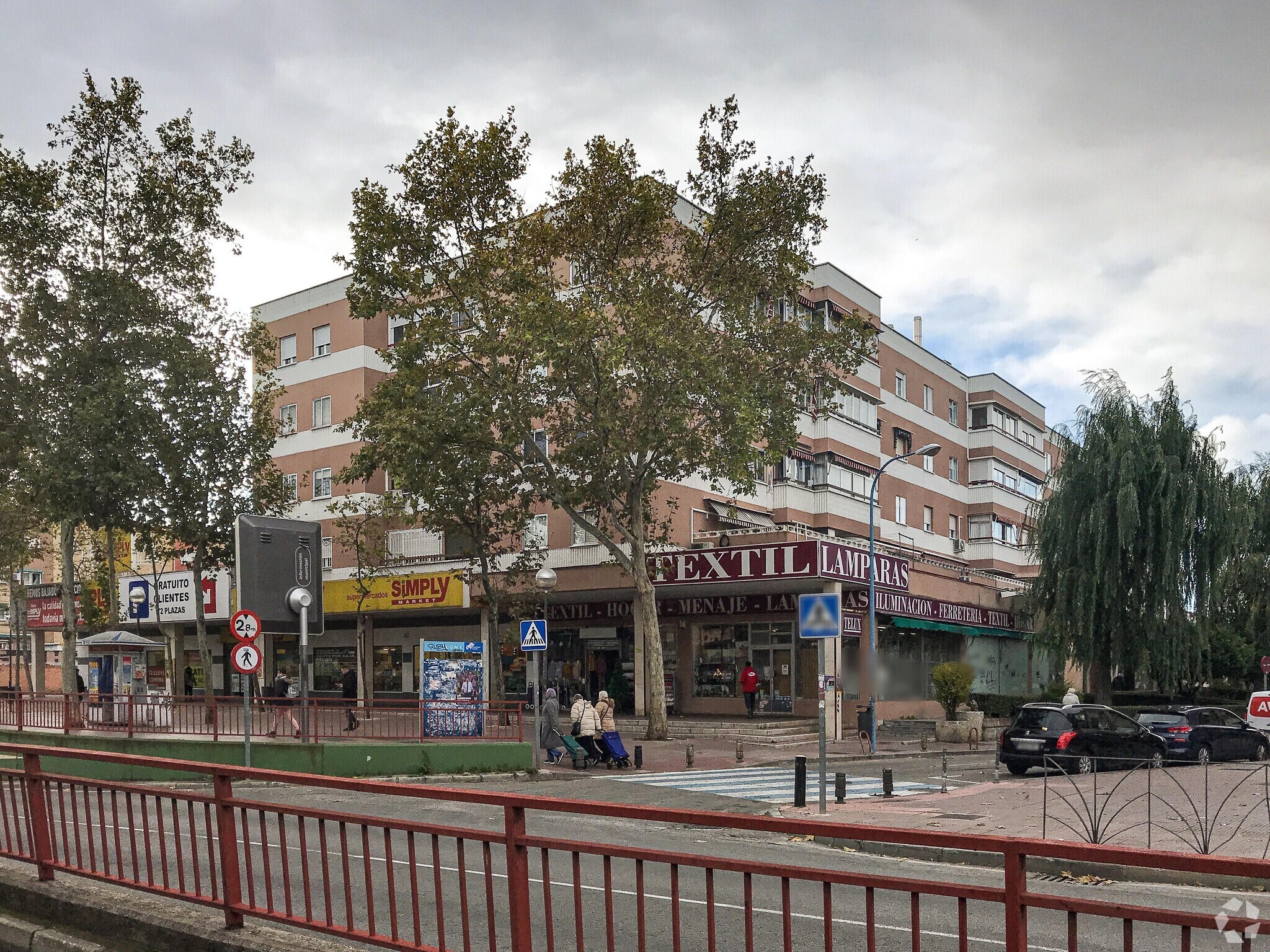 Retail in Leganés, Madrid for lease Building Photo- Image 1 of 2