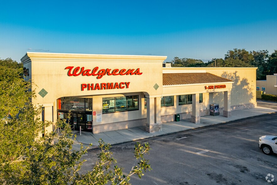9220 Little Rd, New Port Richey, FL 34654 Walgreens Long Term