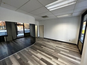 1030 Hastings St, Traverse City, MI for lease Interior Photo- Image 2 of 3