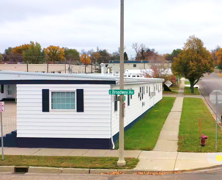 2316 E Broadway Ave, Bismarck, ND for sale - Primary Photo - Image 1 of 1