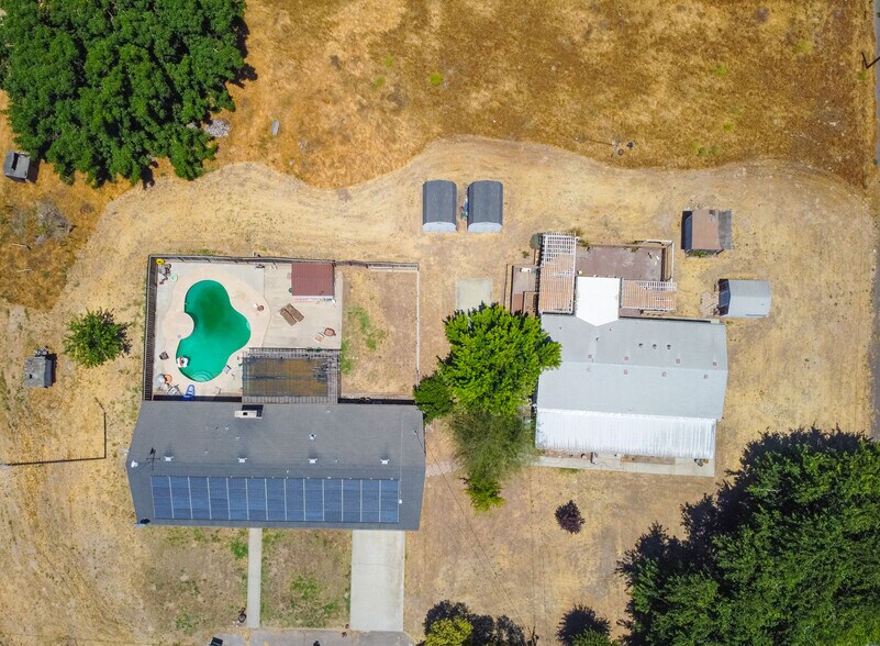 16044 North Ave, Delhi, CA 95315