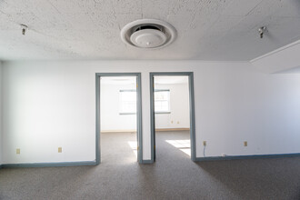 286 Maple Ave, Cheshire, CT for lease Interior Photo- Image 1 of 2