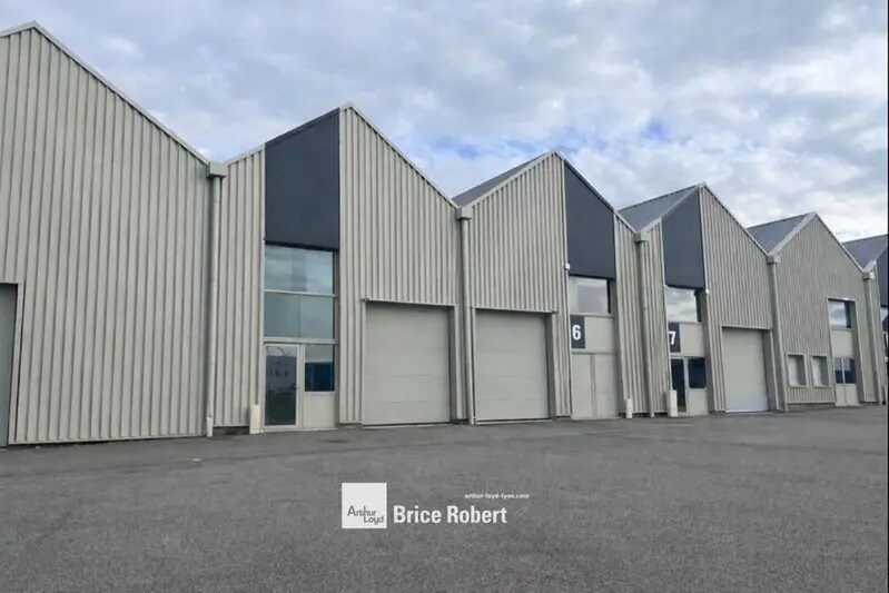 4 Rue Marcel Dassault, Genas for lease Building Photo- Image 1 of 5