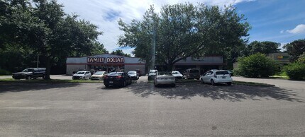 1875-1881 Oak Ridge Rd E, Tallahassee, FL for lease Building Photo- Image 2 of 21