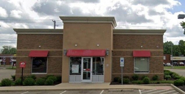 2867 Whipple Ave NW, Canton, OH for sale - Building Photo - Image 1 of 1