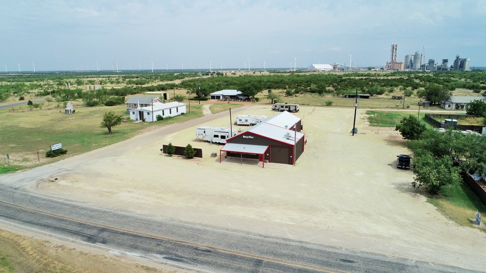 107 County Road 386, Maryneal, TX for sale - Primary Photo - Image 1 of 1