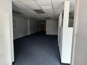 1872-1882 S Maple Ave, Fairborn, OH for lease Interior Photo- Image 2 of 5