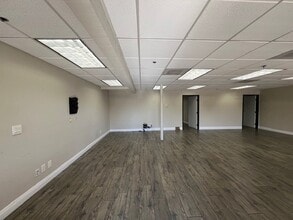 16885 W Bernardo Dr, San Diego, CA for lease Building Photo- Image 1 of 9