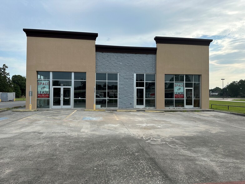 5737 Fm-1960 Rd E, Humble, TX for lease - Primary Photo - Image 1 of 6