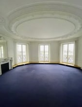 1 Rue Du Bac, Paris for lease Interior Photo- Image 1 of 14