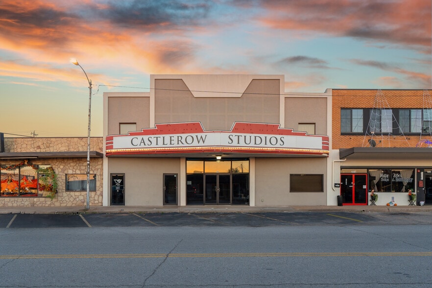 2908 Epperly Dr, Del City, OK for sale - Building Photo - Image 2 of 52