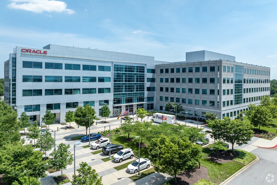 7031 Columbia Gateway Dr, Columbia, MD for lease - Primary Photo - Image 1 of 5