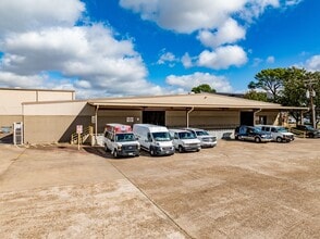 1585 W Sam Houston Pky N, Houston, TX for sale Building Photo- Image 2 of 5