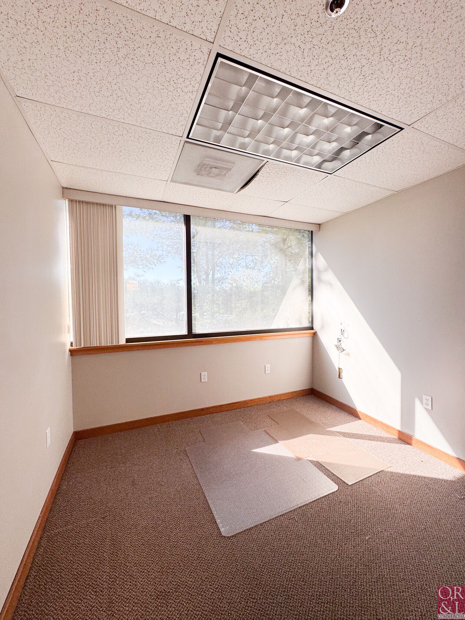 546 S Broad St, Meriden, CT for lease Interior Photo- Image 1 of 7