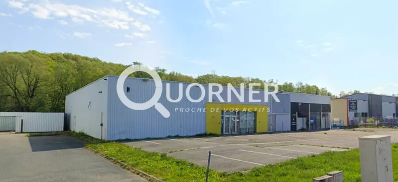 Location Commerce 1 173 m² - Photo 1