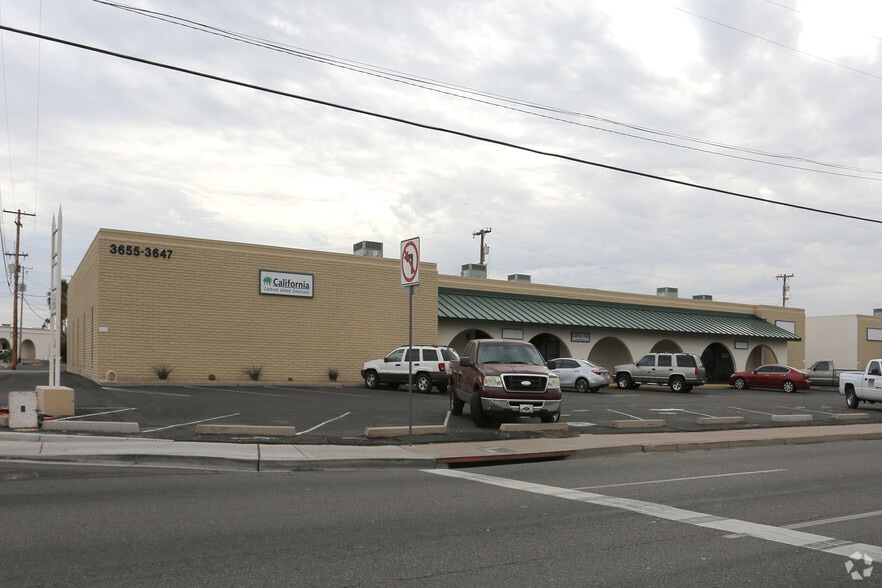 3647-3655 N 35th Ave, Phoenix, AZ for lease - Building Photo - Image 1 of 6