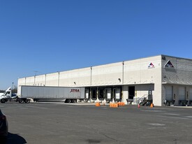 42 Runway Rd, Levittown PA - Warehouse