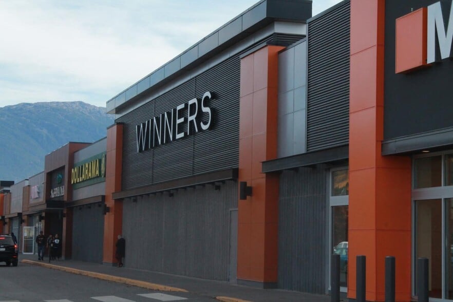 4741 Lakelse Ave, Terrace, BC for lease - Building Photo - Image 3 of 3