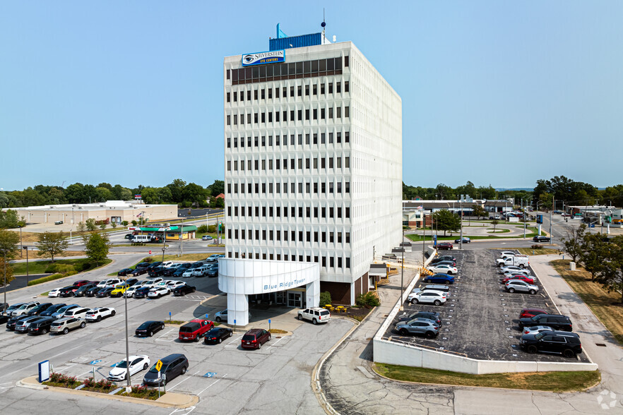 4240 Blue Ridge Blvd, Kansas City, MO for lease - Building Photo - Image 1 of 46